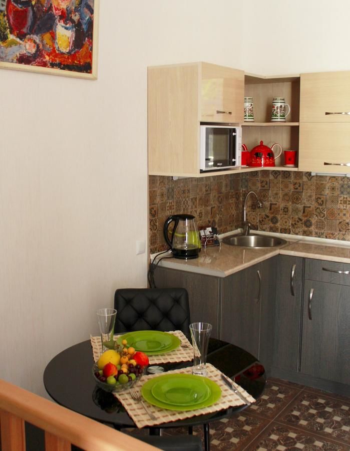 Гостевой дом Guest House on Gia Abesadze Street Тбилиси-13