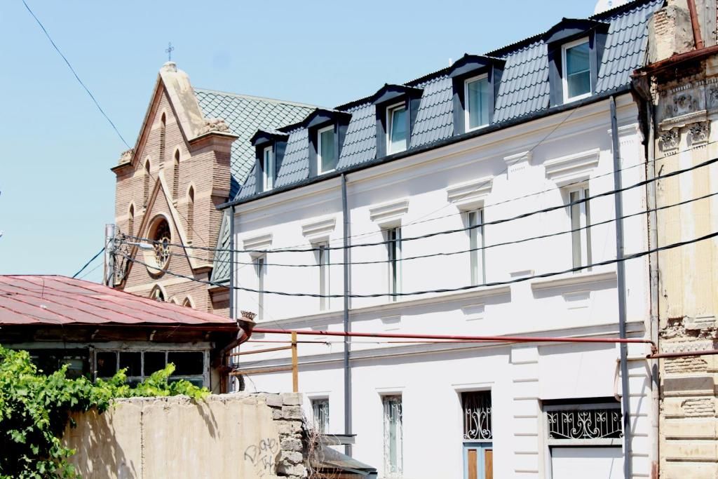 Гостевой дом Guest House on Gia Abesadze Street Тбилиси-30