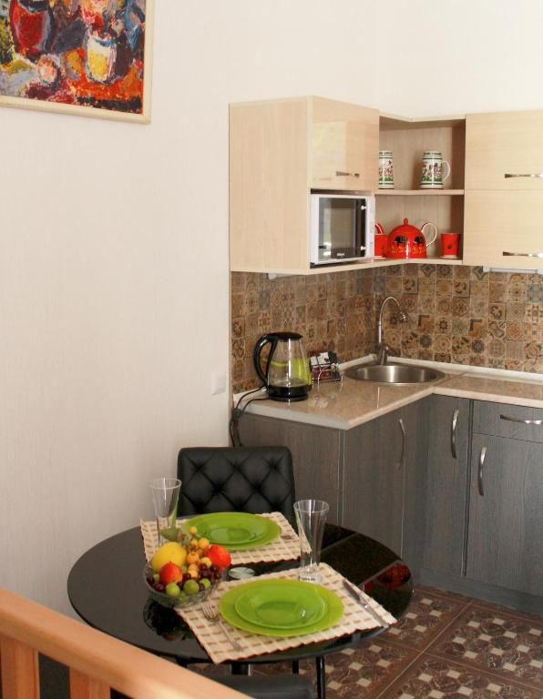 Гостевой дом Guest House on Gia Abesadze Street Тбилиси-32