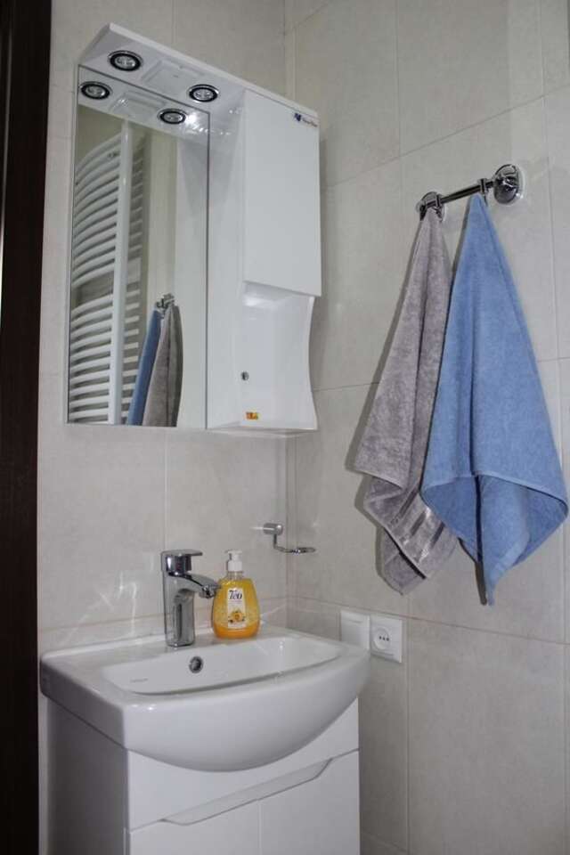 Гостевой дом Guest House on Gia Abesadze Street Тбилиси-19